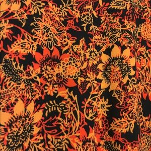 LulaRoe Classic tee XL -like new